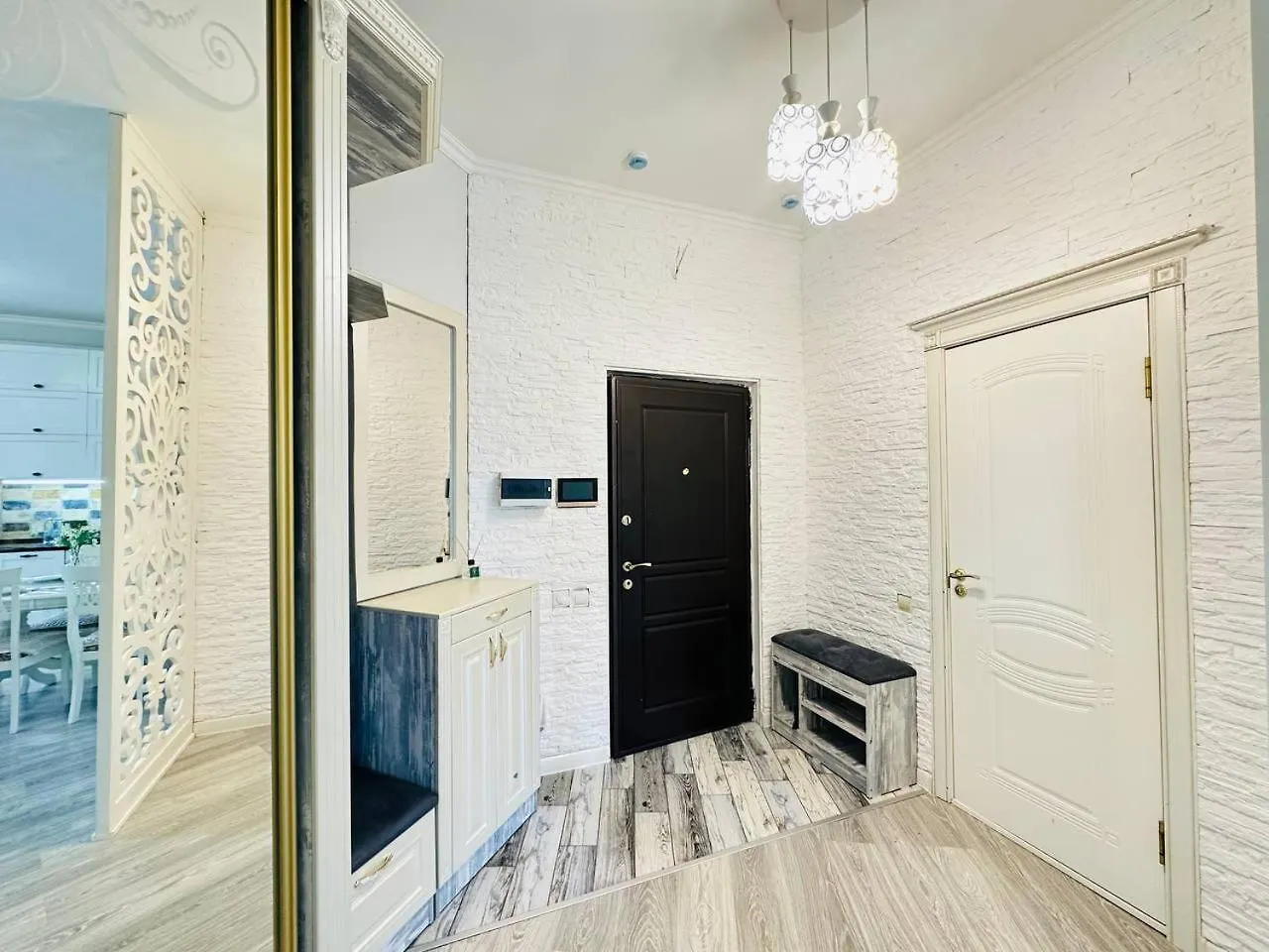 Вавилон С Очень Красивым Видом На Мегу И На Горы Almaty Apartment